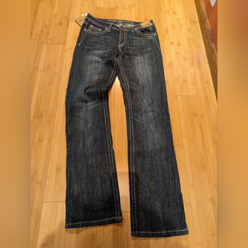 Zenim Women's Deep Blue Straight Leg Jeans